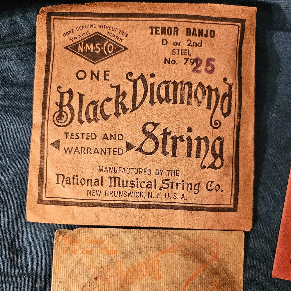 Black Diamond Banjo String Pack - Picture 6 of 6